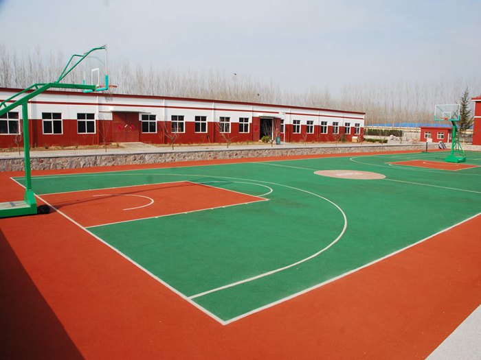 塑胶篮球场