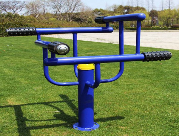 户外健身器材