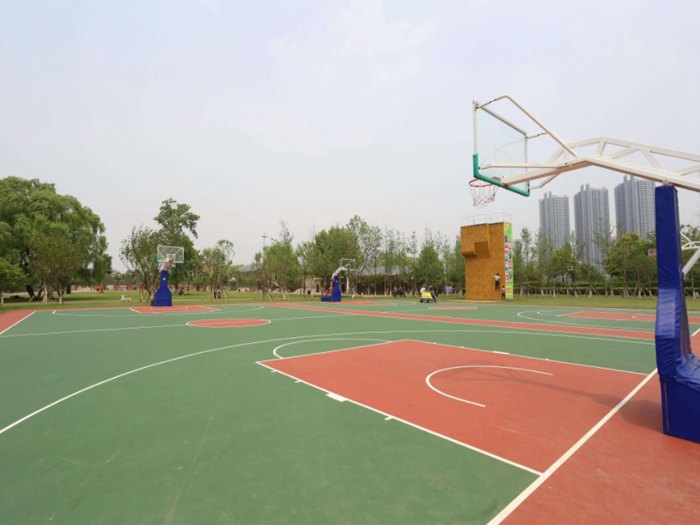 塑胶篮球场